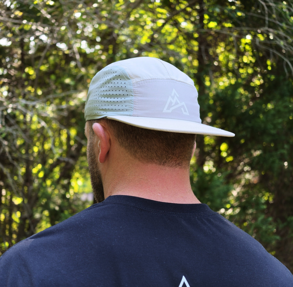 Pursuit running hat - First Light (Limited Release)